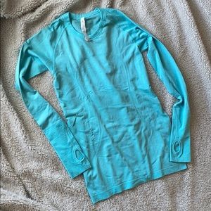Lululemon Long Sleeve - light Blue